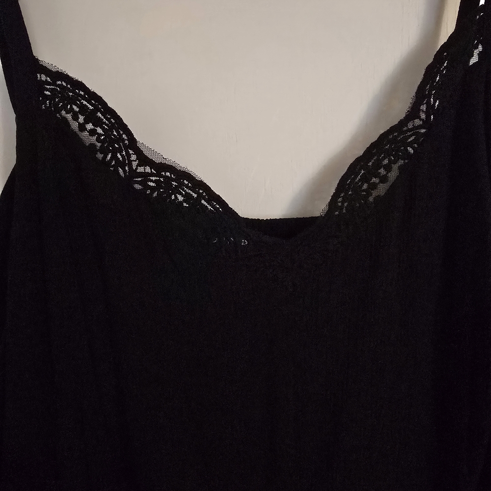 Torrid Black Maxi Dress with Lace Waist Insert 4x - Picture 3 of 7